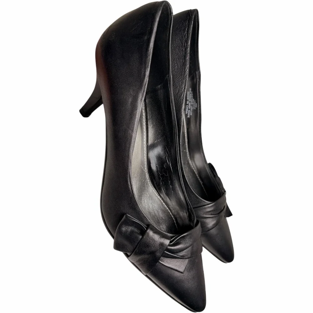 Maripe Mystic 152253 Black Leather Bow Pumps Women's 8M Pointed Toe Kitten Heels